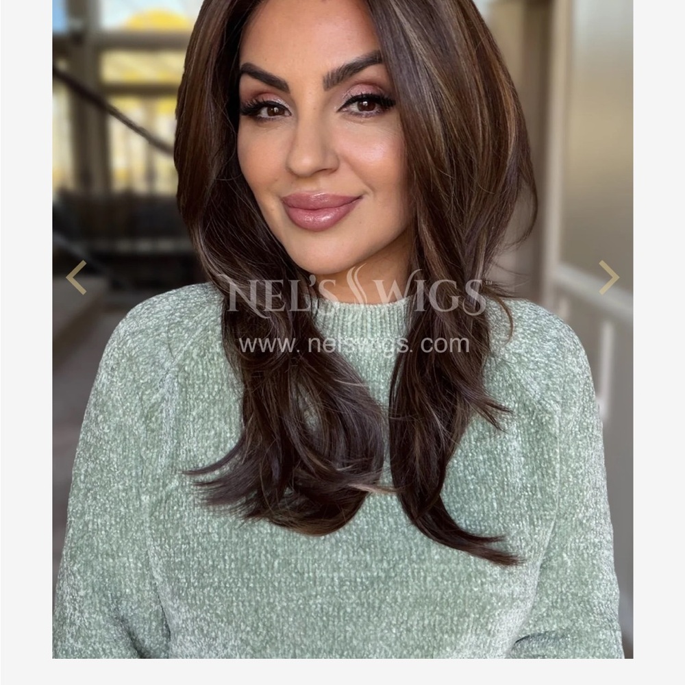 BNWT **Customized** (Nels Wig) ROSANNA 05